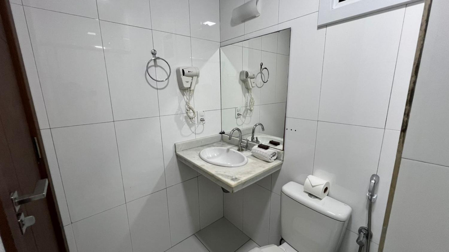Bathroom 4, Pousada Bahia 10, Cairu