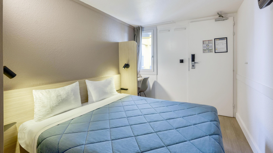 Bedroom 4, Premiere Classe Lyon Est - Aéroport Saint Exupéry, Rhône