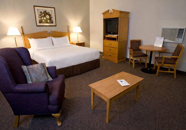 Bedroom 3, Heritage Inn Hotel & Convention Centre Moose Jaw, Division No. 7