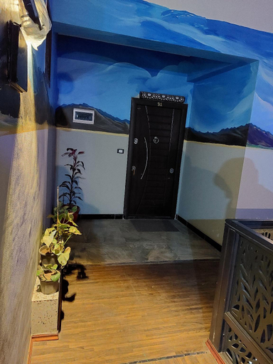 Others 3, Shabana House Motel, Sant Katrin