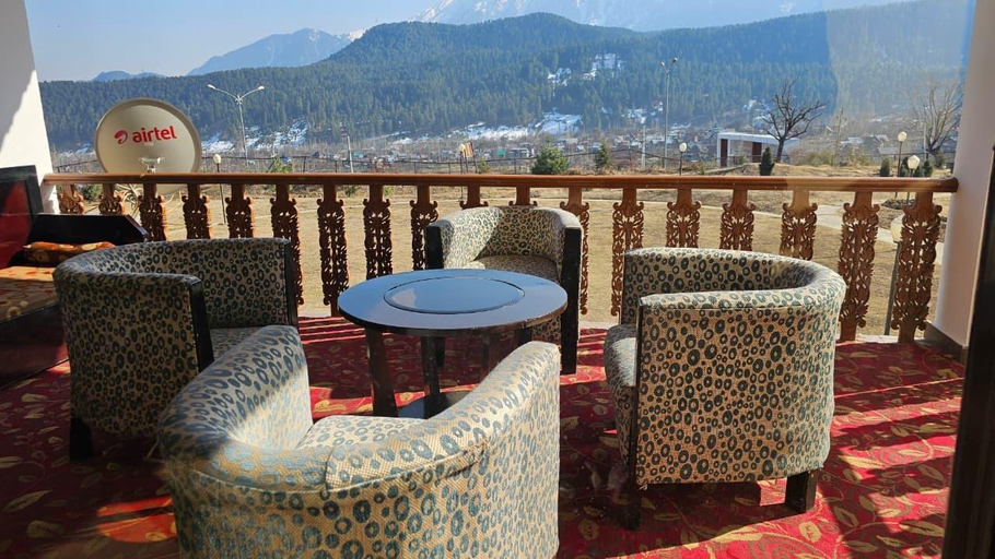 Others 4, Grand Mumtaz Tangmarg, Baramulla