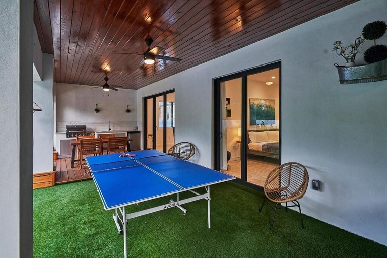 Children's play area - outdoor, Villa Caicos Fire Pit Pool, Broward