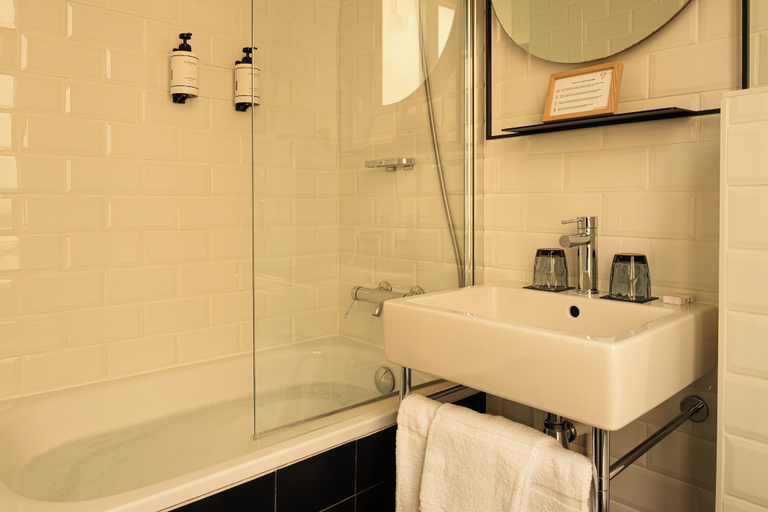 Bathroom 4, 9Hotel Bastille - Lyon, Paris