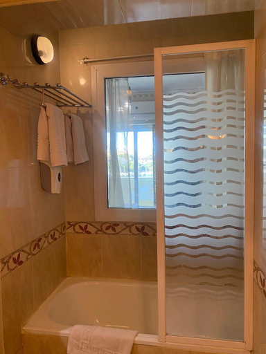 Bathroom 4, Philae Hotel, Aswan