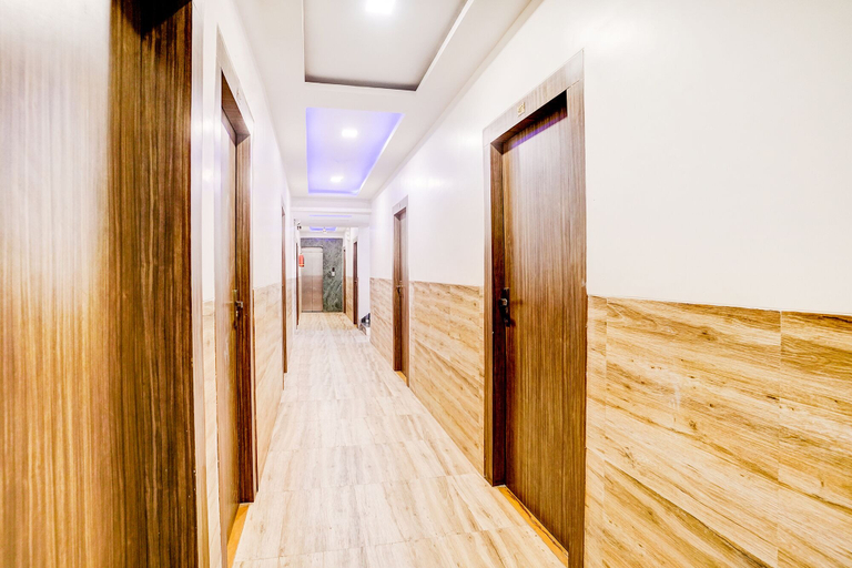 Lobby 4, Fabhotel Sankalp Inn, Thane