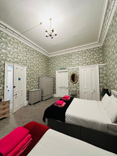 Bedroom 2, Eliza House, Edinburgh
