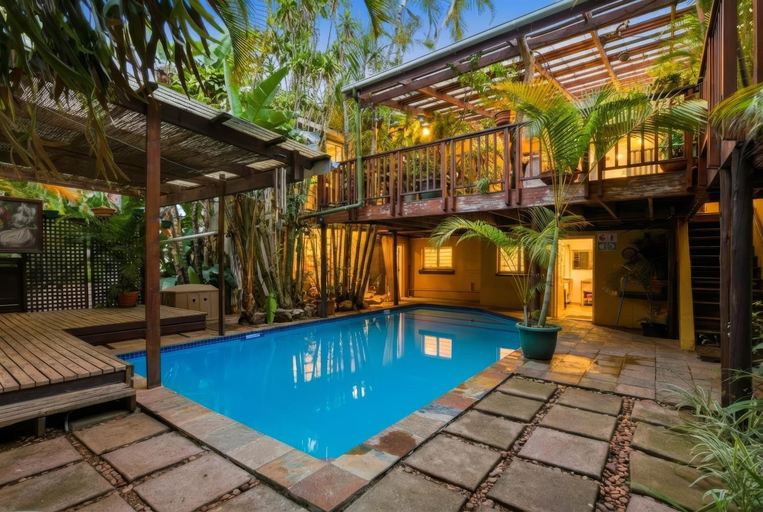 Sport & Beauty 4, Florida Palms Guesthouse, eThekwini