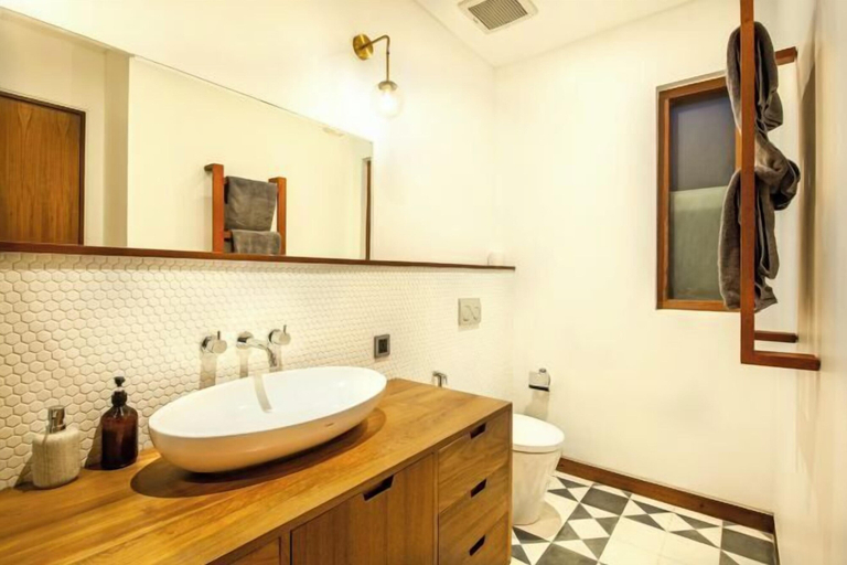 Bathroom 3, Bodhisatva, Badung