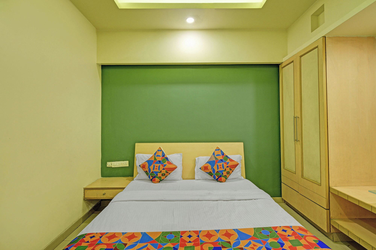 Room 2, Fabhotel Log Inn, Ranga Reddy