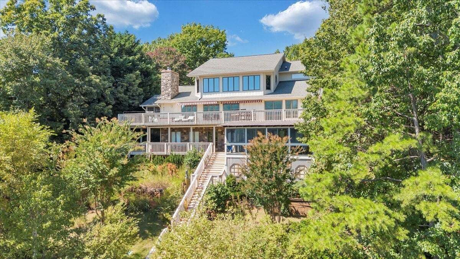 Exterior 5, Lake Allure - Private Dock, Indoor Pool, and Hot Tub, Bedford