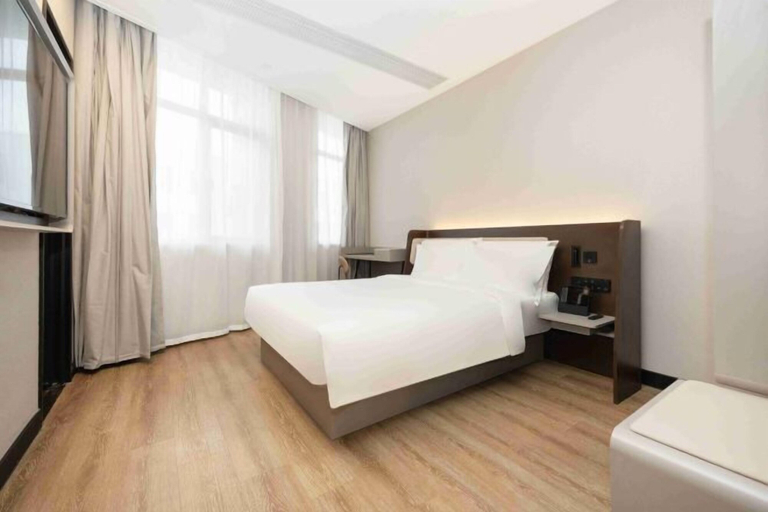 Bedroom 3, HanTing Hotel (Shanghai Huajing), Shanghai