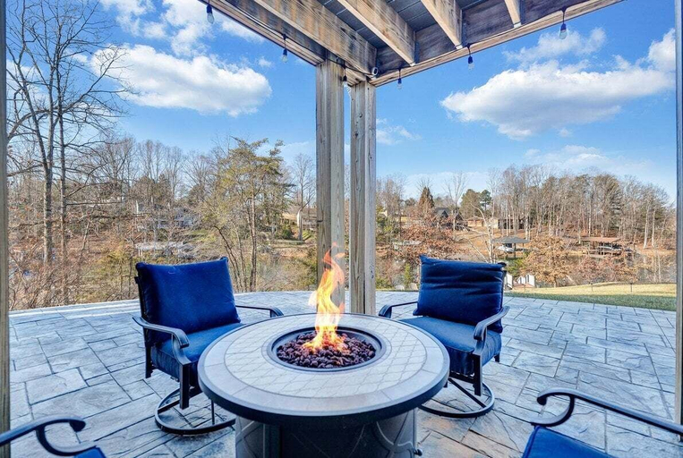 Terrace/patio 5, Serenity Shores - Private Lakefront Home With Dock, Franklin