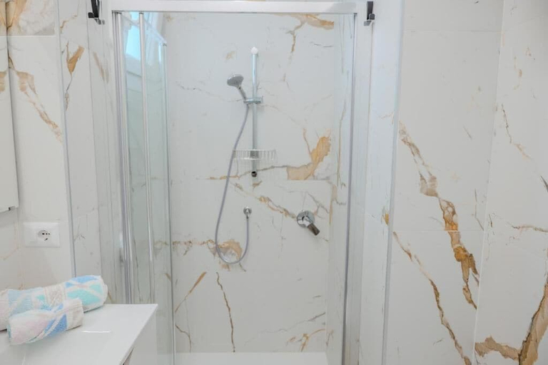 Bathroom 5, Sk Barigau, Ogliastra