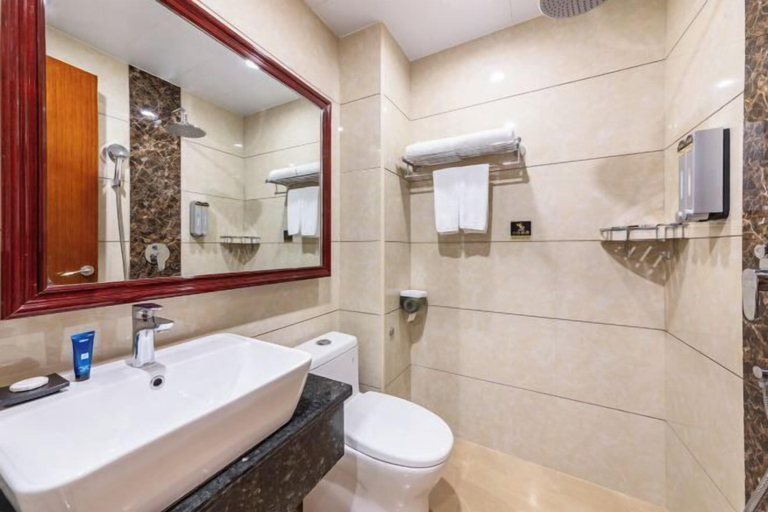 Bathroom 3, Hongfeng Qiaolian Hotel, Quanzhou