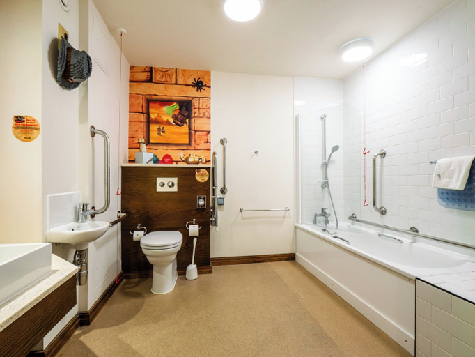 Bathroom 4, LEGOLAND Windsor Resort, Windsor and Maidenhead