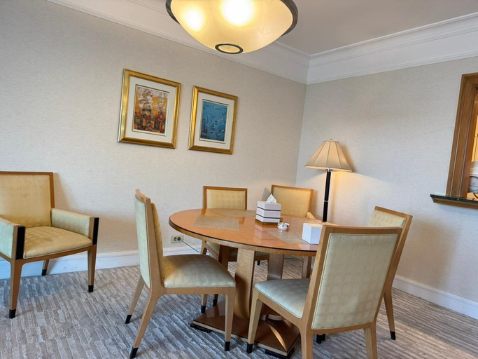 Dining, Premium SA at 4 Seasons Hotel, Qasr an-Nil