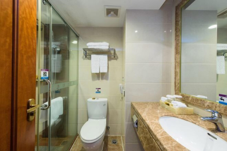 Bathroom 5, Golden Diamond Hotel, Zhaoqing