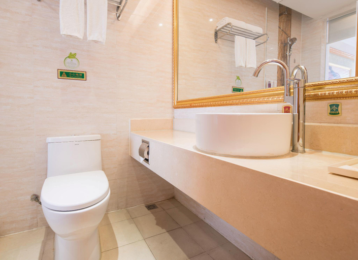 Bathroom 3, Vienna Hotel Shenzhen Gongming Nanhuan Road, Shenzhen