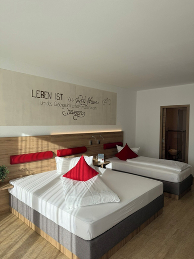 Bedroom 3, Hotel Asgard, Augsburg