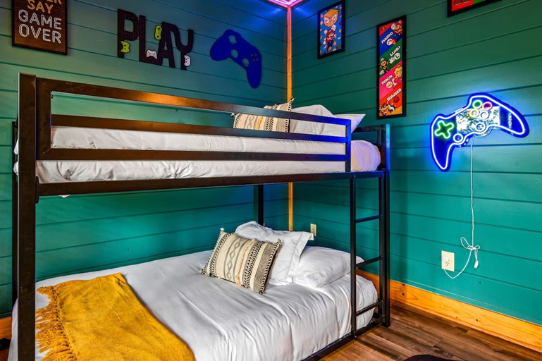 Room 3, Smoky Haven Retreat by Beyond Expectations, Sevier