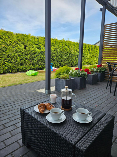 Food & Drinks 3, Apartamenty Polna Sarbinowo - Ogrod - Taras-Balkon - Spokoj z dala od tlumow, Koszalin