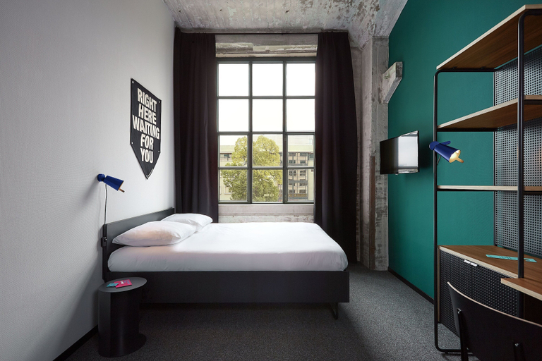 Bedroom 3, The Social Hub Maastricht, Maastricht