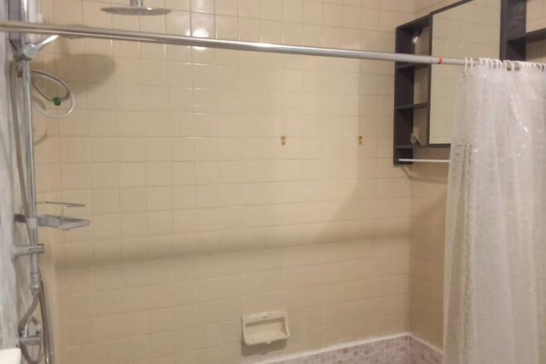 Bathroom 3, Ban Suanlum, Pathum Wan