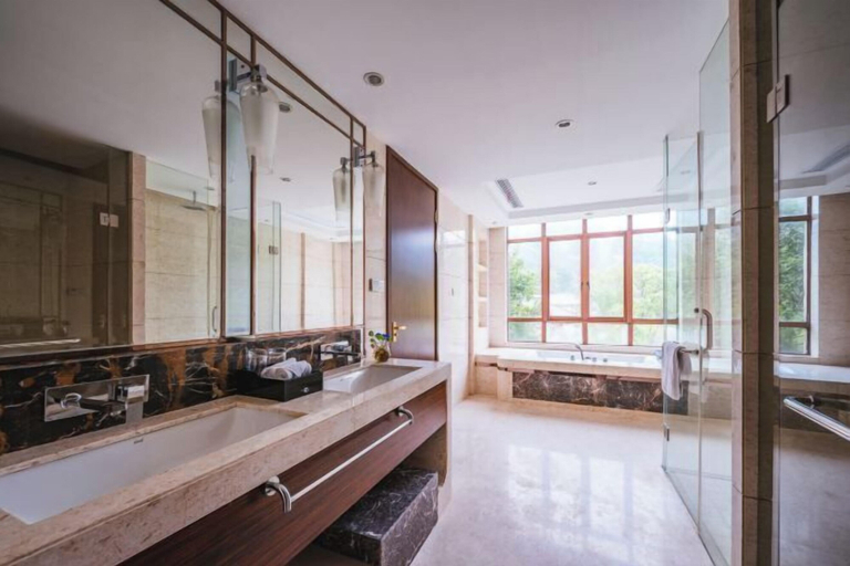 Bathroom 4, Dragon Tiger Villa, Yingtan