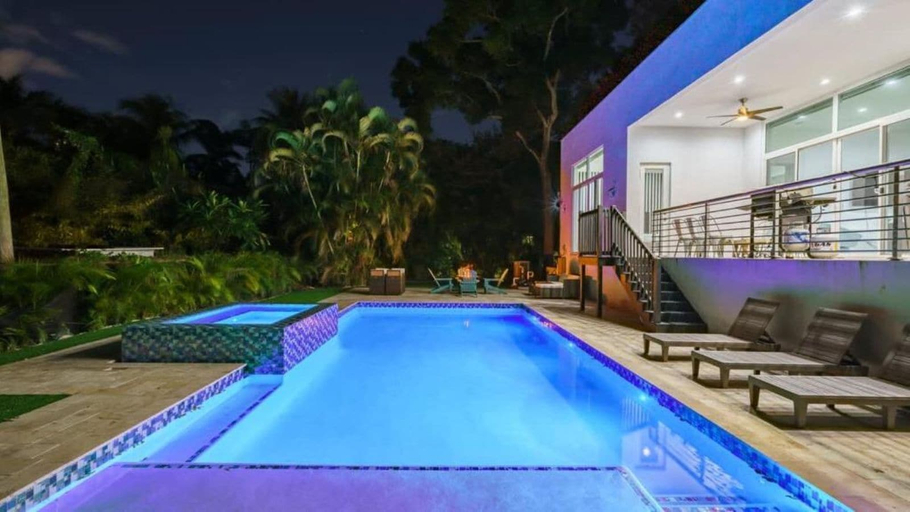 Pool 2, Villa Azul Luxe Retreat Heated Pool, Broward
