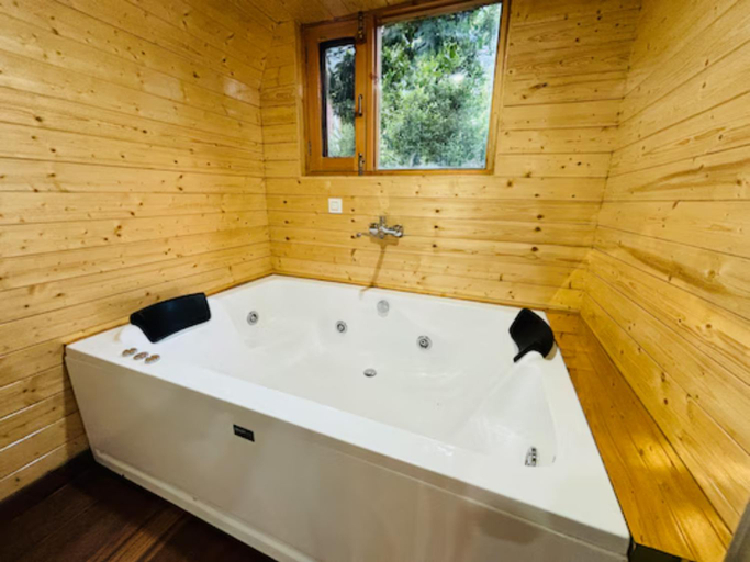 Bathroom 3, Sky One Ski Solanh Manali Kullu Himachal Pradesh, Kullu