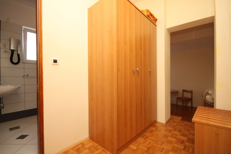 Others 3, Rooms by the sea Muline, Ugljan - 3538, Preko