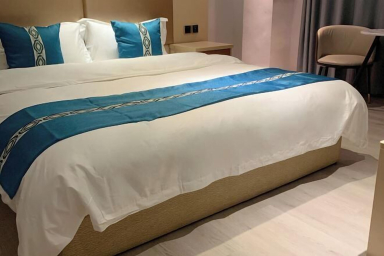 Bedroom 1, Jinbo Hotel, Qiannan Buyei and Miao