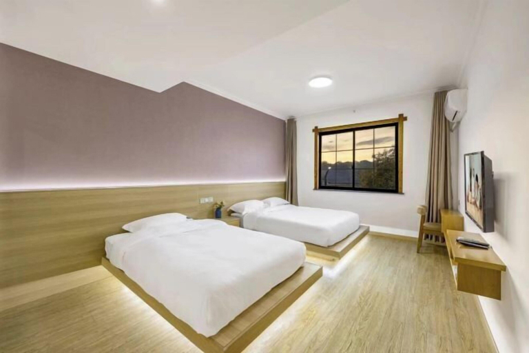 Bedroom 4, Anji Qile Farm, Huzhou