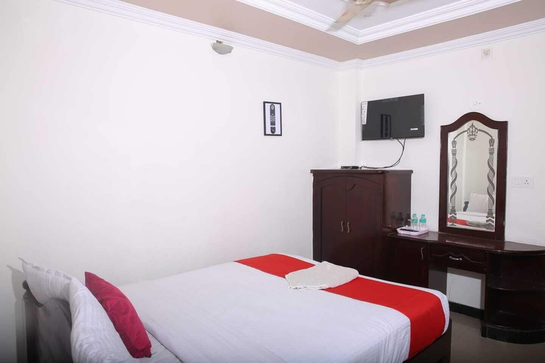 Room 5, Sai Kirshanth Residency, Karaikal