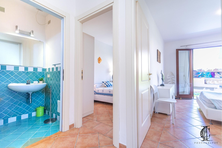 Room 5, Il Borgo 20 D4 700m From The Beach, Olbia-Tempio