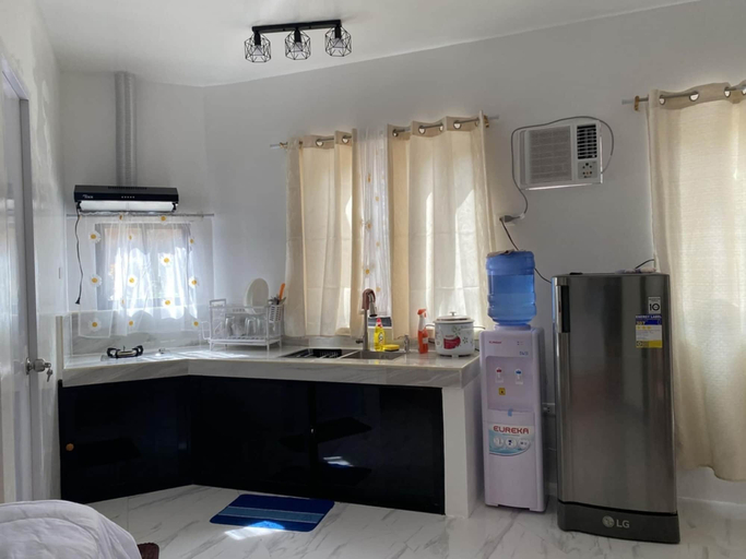 Private kitchenette, Peaceful Staycation Studio, Pasay City