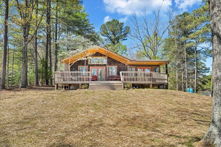 Primary image, Lake Harmony - Lakefront Home w/ Private Dock, & Fire Pit, Bedford