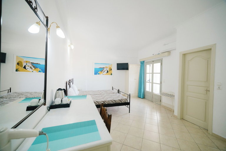 Room 5, MyLifeSuites, South Aegean