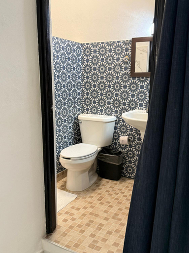 Bathroom 3, Hotel Valladolid, Valladolid