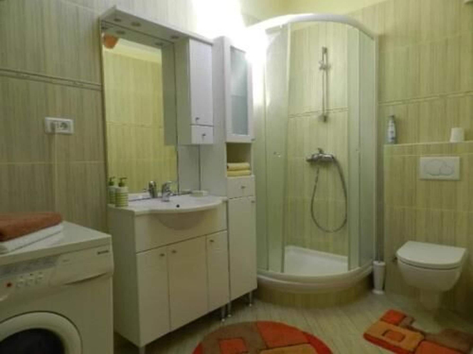 Bathroom, Apartments Radomir, Fažana