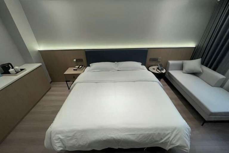 Bedroom 4, Cangnan Zhiyuan Hotel, Wenzhou