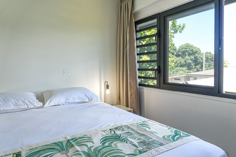 Room 5, Fare Taravao