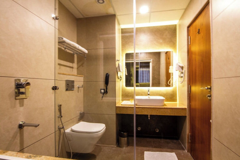 Bathroom 4, Zojila Residency, Kargil