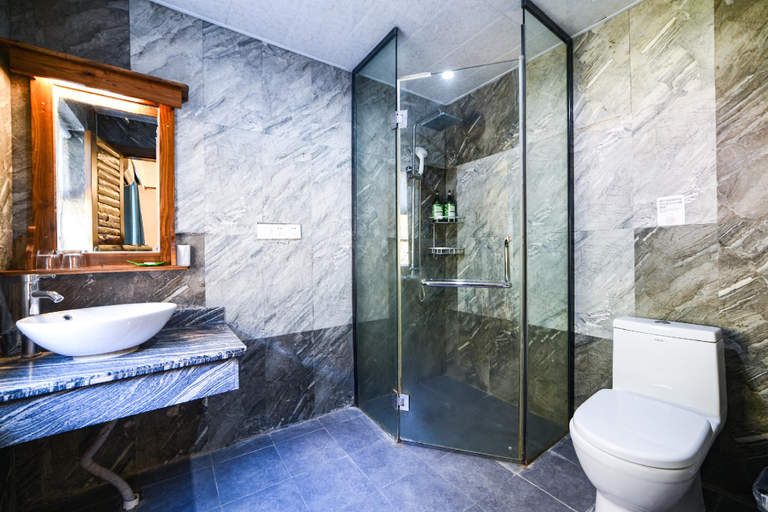 Bathroom 4, Zhangjiajie Destination Youth Hostel, Zhangjiajie