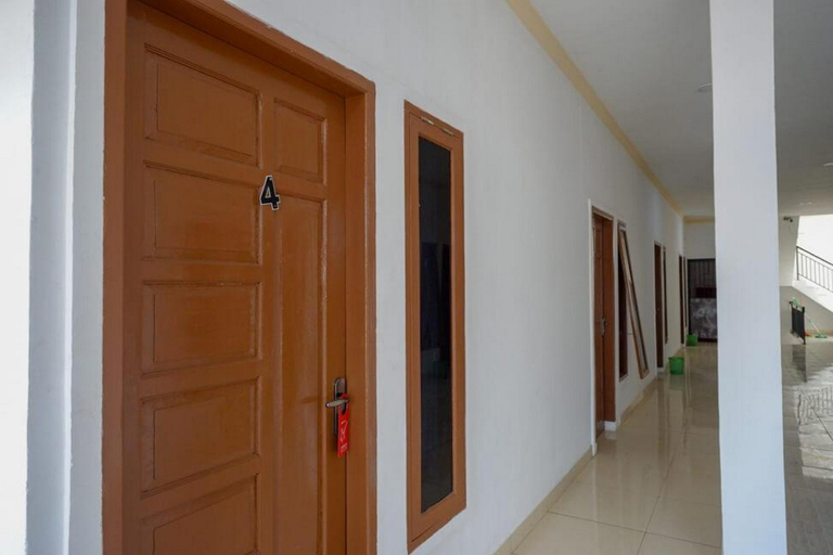 Others 5, RedDoorz near RS Islam Faisal Makassar, Makassar