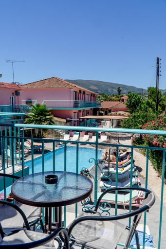 Others 4, Maui Poolside Studios, Ionian Islands