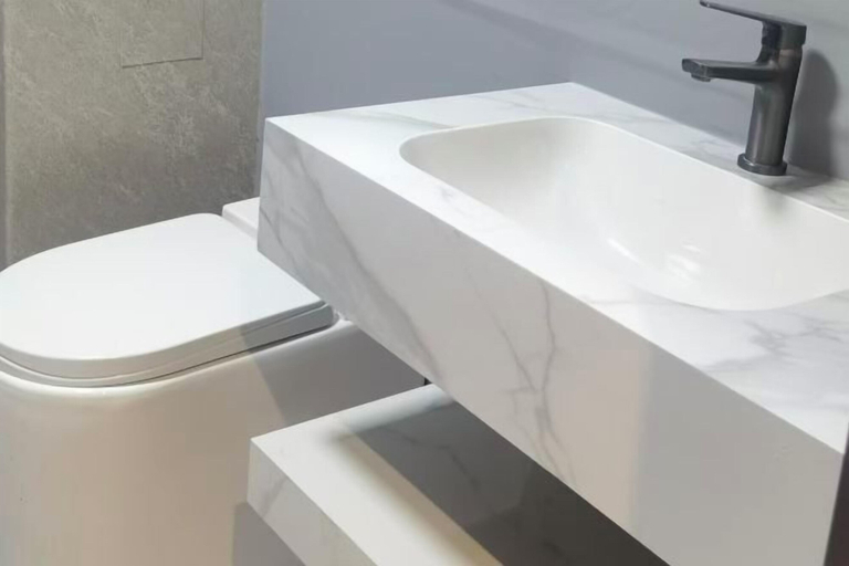 Bathroom 3, Yinhe Hotel, Altay