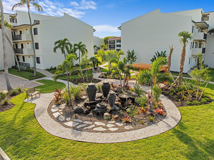 Room 4, Gulf Water Views Loggerhead 354 Sanibel, Lee