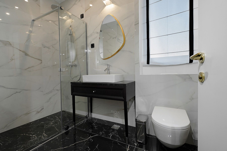 Bathroom 3, Hotel Majestic, Belgrade