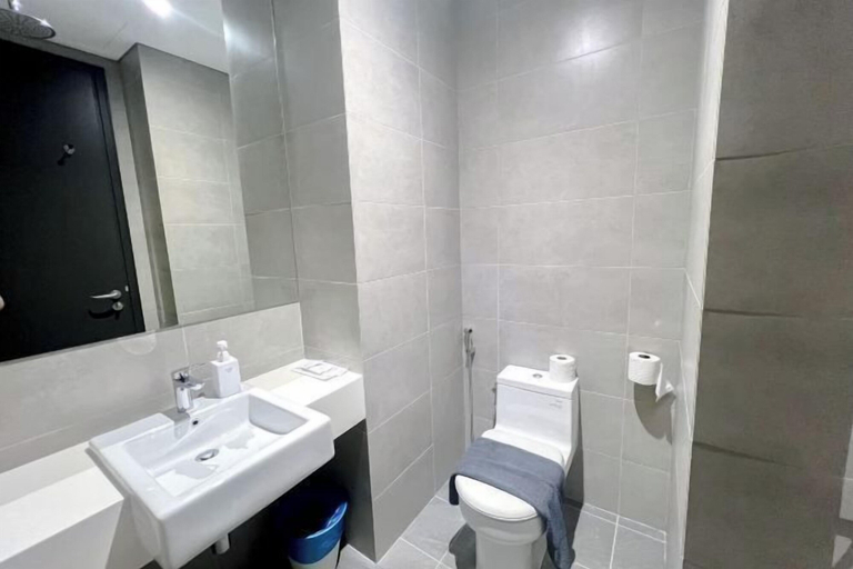 Bathroom 3, 8 Kia Peng Suites Residence by Scape Stay, Kuala Lumpur